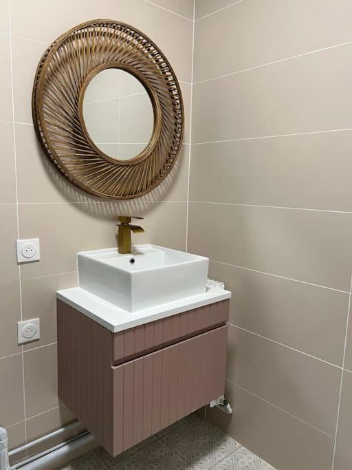 Luxe Studio Chic Aux Buttes-Aux-Cailles A 5Min Du Metro, Parking Prive Disponible Paris Bagian luar foto